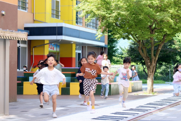 김천교육지원청 금릉초, 놀이와 배움이 있는 행복 공간 조성