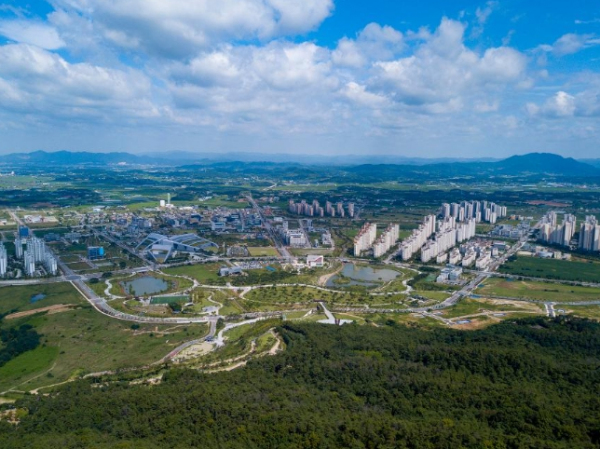 홍성군, 민선8기 2주년 충남혁신도시 도약의 새 장을 열다!