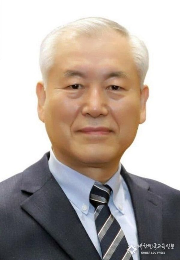 대표 저자 (사)한국블록체인기업진흥협회 안동수 수석부회장